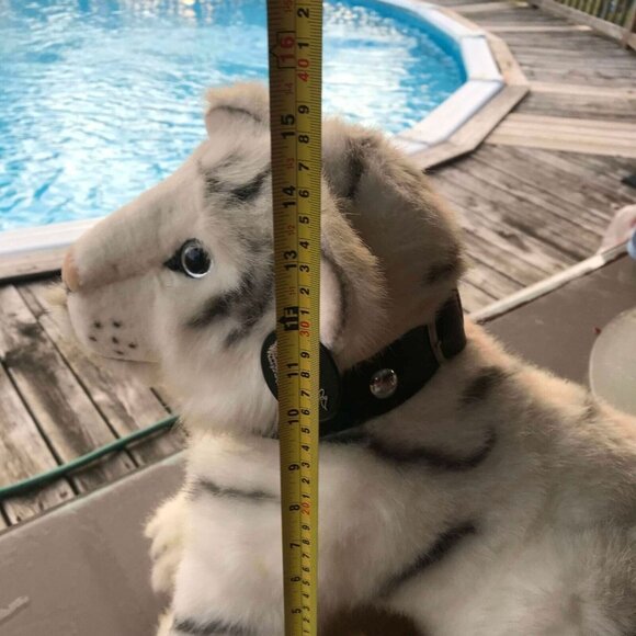 Siegfried & Roy Nevada White Tiger Plush Toy 18" Adorable Furry Friend - Picture 14 of 14